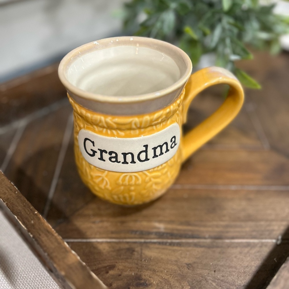 Embossed Grandma Mug